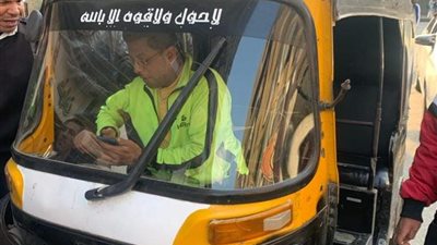 ضبط 17 مركبة توك توك تعيق حركة سير المواطنين بجنوب الجيزة