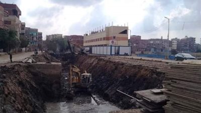 بتكلفة 5 مليون و500 ألف جنيه.. محافظ الشرقية يُتابع تنفيذ أعمال تغطية ترعة ام الريش بطول 150 متر بمركز الإبراهيمية