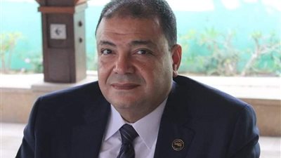أمين