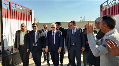 محافظ جنوب سيناء يفتتح معلبين للكرة الخماسية بمدرسة الشهيد عبد المنعم رياض الرسميه للغات برأس سدر 