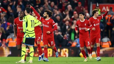 كلوب يعلن تشكيل ليفربول أمام أرسنال في غياب صلاح 