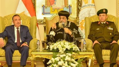 محافظ الإسكندرية يهنئ قداسة البابا تواضروس الثاني وبطريرك الكرازة المرقسية بـ «عيد الغطاس المجيد»