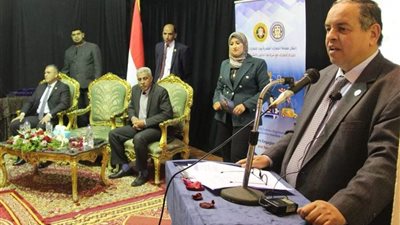 بيان صادر عن وزارة المالية:  وزير المالية.. بمناسبة الاحتفال باليوم العالمي للجمارك:  التواصل مع الشركاء الدوليين.. للارتقاء بالأداء الجمركي  تطوير التشريعات الجمركية.. ساعدنا فى تبسيط وميكنة وتيسير ا