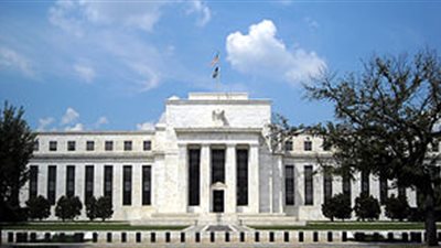 للمرة الرابعة على التوالي.. البنك الفيدرالي الأمريكي يثبت سعر الفائدة
