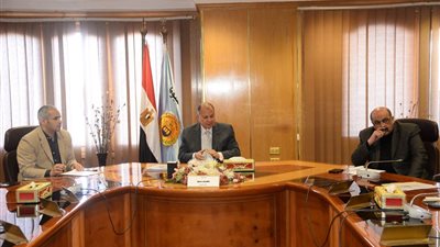 سعد يترأس اجتماع المجلس التنفيذي لمحافظة أسيوط لشهر يناير 