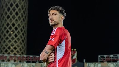 المهاجم وسام أبو علي يغيب عن الأهلي في مواجهة شباب بلوزداد بدوري أبطال أفريقيا