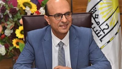 المنشاوي يصدر قرارات بتعيين قيادات أكاديمية بكليتيّ الطب والصيدلة بجامعة أسيوط 