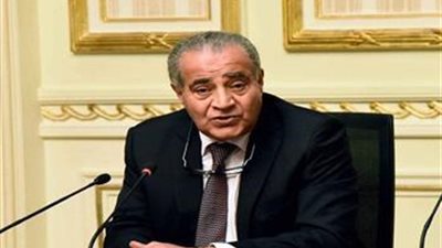 وزير التموين يوجه بسرعة توفير المساعدات لأهل غزة
