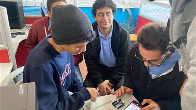 بالصور... كلية التعليم المستمر تطلق مبادرة لاستخدام الذكاء الاصطناعي في المدارس التكنولوجية الصناعية 