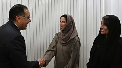 عاجل.. وصول رئيس الوزراء لمطار دبي للمشاركة في القمة العالمية للحكومات