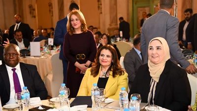 وزيرة الهجرة تشارك في الحفل السنوي لمؤسسة «مصر بلا مرض»