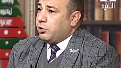 هى التى تشرق الشمس من أجلها.. أجمل ما قيل عن الحب