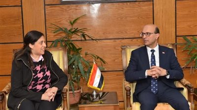 المنشاوي يستقبل مسئولي مسابقة رالي مصر لدعم ريادة الأعمال بجامعة أسيوط