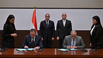 رئيس الوزراء يشهد توقيع عقد تخصيص قطعة أرض بحدائق الأندلس بالقاهرة الجديدة لإقامة نشاط عمراني متكامل..بإجمالي استثمارات تتجاوز٦٠ مليار جنيه 