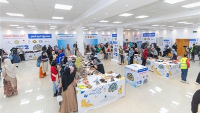  صندوق تحيا مصر يوزع 45 ألف قطعة ملابس جديدة للأسر والطلاب الأولى بالرعاية بالشرقية