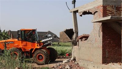  تنفيذ 11 قرار إزالة على أملاك الدولة بالحامول بكفر الشيخ