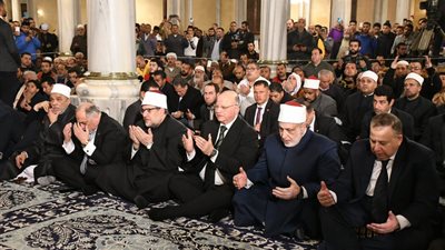 بالنيابة عن الرئيس السيسي.. محافظ القاهرة يشهد الاحتفال بـ ليلة النصف من شعبان