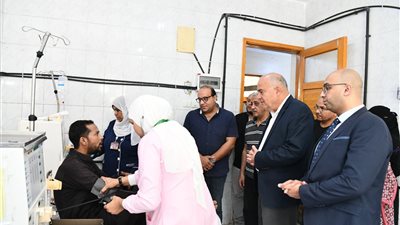 في استجابة سريعة لمرضى الغسيل الكلوي ..  محافظ قنا يأمر  بتزويد  مستشفى دشنا المركزى ب 12 ماكينة غسيل كلوى جديدة.