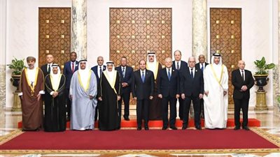 الرئيس السيسي يستقبل رؤساء المجالس والبرلمانات العربية المشاركين في المؤتمر السادس للبرلمان العربي المنعقد بالقاهره 