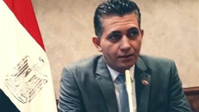 تقدم المستشار السياسي دكتور أحمد يحيي، بالتهنئة إلى الرئيس عبد الفتاح السيسي، وجموع الشعب المصري العظيم، بمناسبة عيد العمال.