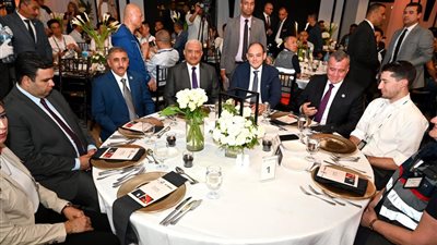 وزير التجارة والصناعة يلتقي ممثلي 137 شركة عالمية متخصصة في إنتاج الحديد والصلب خلال زيارته لشركة السويس للصلب