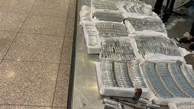 الجمارك ضبطت 7 محاولات تهرب جمركى بمطار القاهرة الدولى