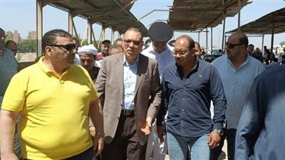 محافظ الشرقية يتفقد موقف السلام ببلبيس ويأمر بتطويره ورفع كفاءته وتوفير كافة سُبل الراحة للسائقين والمسافرين