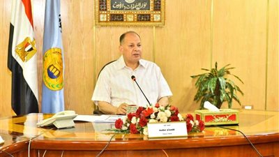 إزالة 12 حالة تعدي على أراضي زراعية وبناء مخالف ببعض المراكز والأحياء بأسيوط خلال إجازة عيد الأضحى 