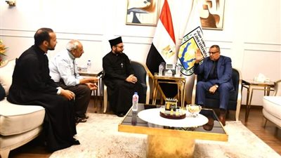 وفد من بازيليك سيدة السلام الكاثوليك بشرم الشيخ يقدم التهنئة للواء دكتور خالد مبارك بمناسبة توليه منصب محافظ محافظة جنوب سيناء، وعيد رأس السنة الهجرية