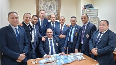 جمارك مطار شرم الشيخ الدولى تضبط محاولة تهريب كمية من أدوات ومستلزمات طب وجراحة الأسنان