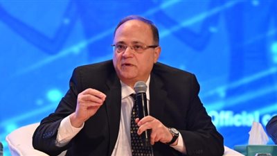  رئيس هيئة الدواء يكشف موعد انتهاء أزمة نقص الأنسولين في مصر