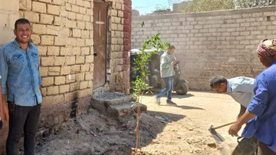 تشجير ونظافة مسار رحلة العائلة المقدسة بمركز أسيوط تزامناً مع إحتفالات مولد العذراء بدرنكة 