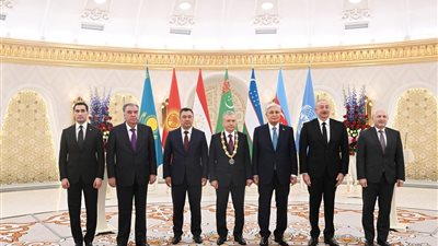بالصور ...رئيس تاجكيستان يشارك في الاجتماع التشاوري السادس لرؤساء دول آسيا الوسطى