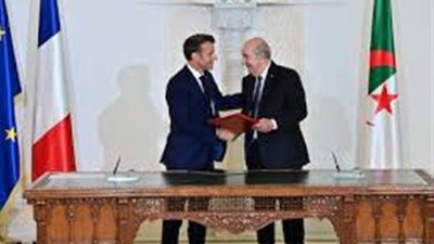  الحل المستحيل الذي حاولت جارتنا الشرقية اللجوء إليه بعد اعتراف الجمهورية الخامسة بمغربية الصحراء