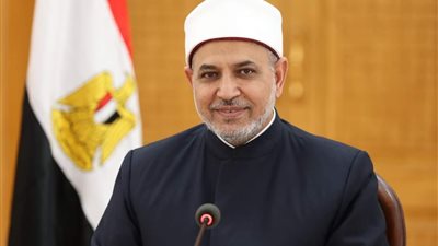 «رئيس جامعة الأزهر» يُهنئ «الجندي» بمناسبة تكليفه أمينًا عامًّا لمجمع البحوث الإسلامية