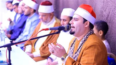 صور .. احتفالية مسجد راشد بحفظة القرآن الكريم في «دمياط»