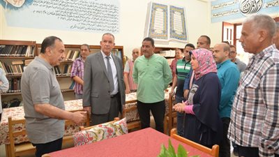 محافظ أسيوط يتفقد مديرية التربية والتعليم ومدرسة طه حنفي لمتابعة الاستعدادات للعام الدراسي الجديد