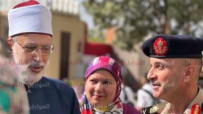 صور..«الضويني» يفتتح جناح الأزهر بمعرض «ذاكرة أكتوبر»