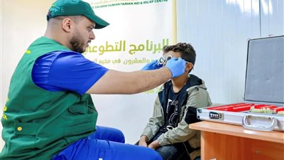 مركز الملك سلمان للإغاثة ينظم ورش عمل للّاجئات السوريات ويقدم خدمات طبية في مخيم الزعتري بالأردن