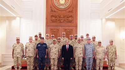 السيسي يهنئ المصريين بمناسبة ذكرى انتصارات أكتوبر المجيدة