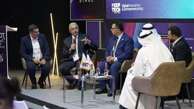 صور .. «الأزهر» تشارك في معرض ومؤتمر جايتكس جلوبال بدبي 