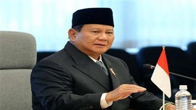 الرئيس الإندونيسي الجديد والوزراء يبدأون نوبة نشاط انضباطي على الطراز العسكري
