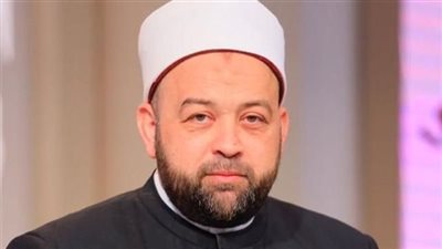 «نجم» يهنئ الدكتور يسري عزام لحصوله على درجة الدكتوراة
