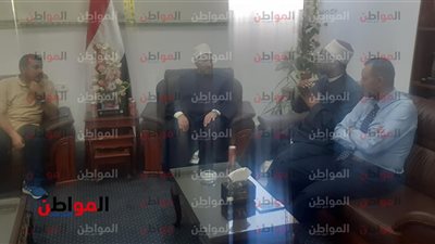 صور..تطبيقاً لمبادرة «بداية» .. «الهواري» يزور جامعة قناة السويس