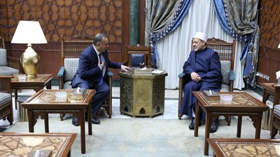 شيخ الأزهر يستقبل محافظ أسيوط لمناقشة عددًا من الموضوعات وبحث سبل التعاون المشترك