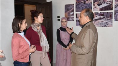 في جولة بين كنوز رشيد الأثرية محافظ البحيرة والقنصل الفرنسي تتفقدان معالم رشيد الأثرية  والتاريخية 