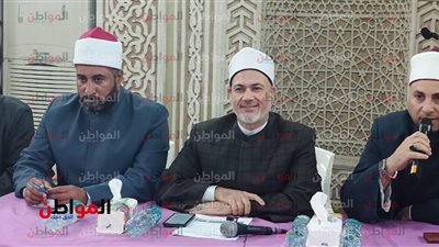 صور .. في أول اجتماع بهم .. مدير «أوقاف الإسكندرية» يجتمع بأئمة ثلاث إدارات «شرق» و «وسط» و«محرم بك»