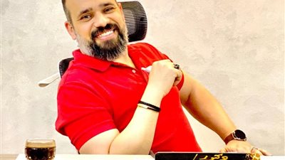 للحديث بقيه  طبيبك مهارة ورعاية وقسم يحافظ عليه
