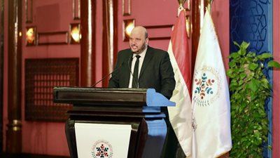 نجم :  عددًا متزايدًا من العلماء والمفكرين أعلنوا أن القرن الحادي والعشرين سيكون عصر الإسلام