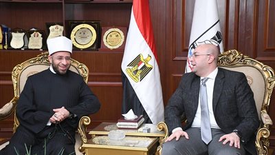 صور .. «محافظ بني سويف» يستقبل وزير الأوقاف لبحث أعمال ترميم المساجد